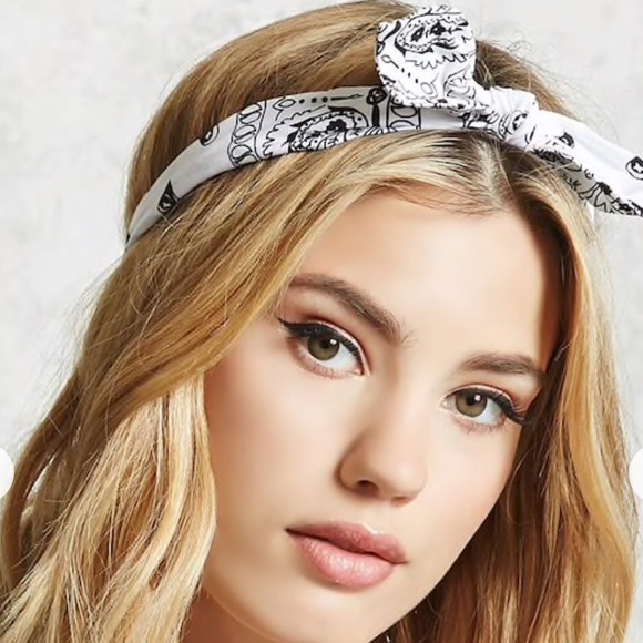 🌟HP🌟Forever 21 Black Bandana Headwrap - Picture 3 of 5